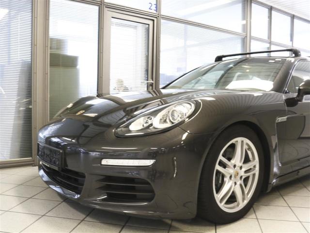 Porsche Panamera  für nur 32.900,- € bei Hoffmann Automobile in Wolfsburg kaufen und sofort mitnehmen - Bild 16