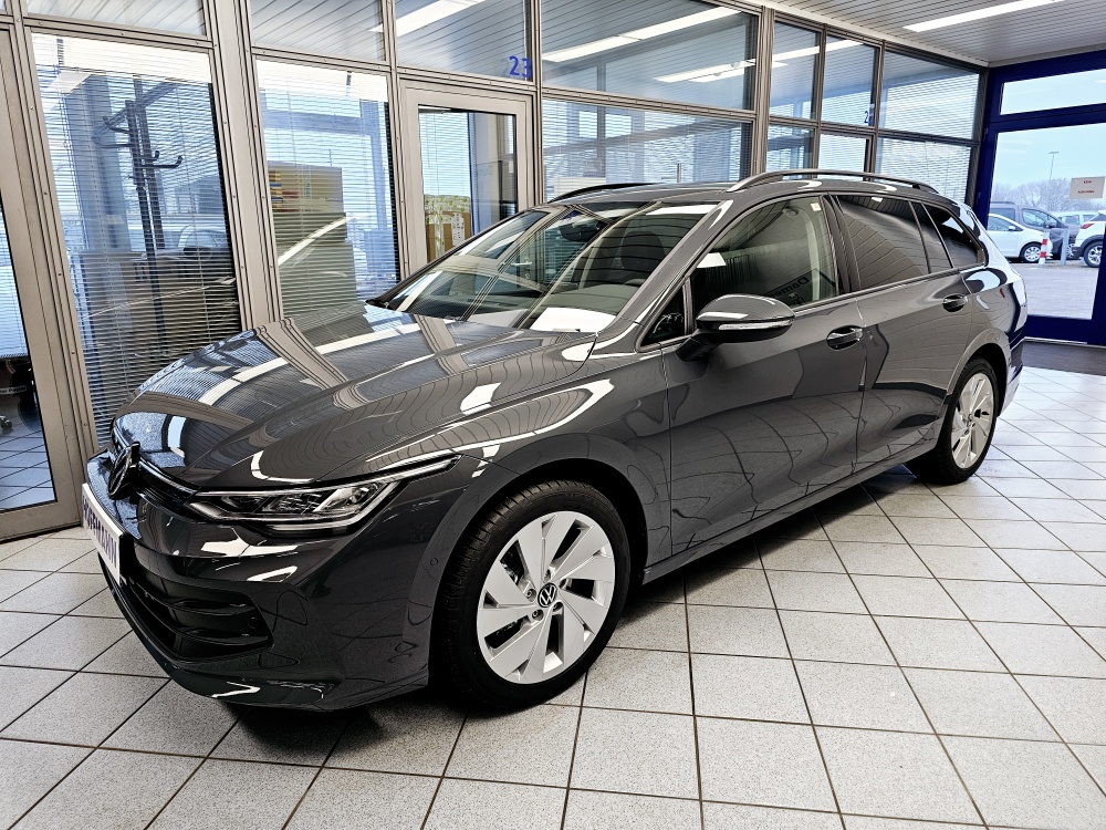 VW Golf Variant Life für nur 32.950,- € bei Hoffmann Automobile in Wolfsburg kaufen und sofort mitnehmen