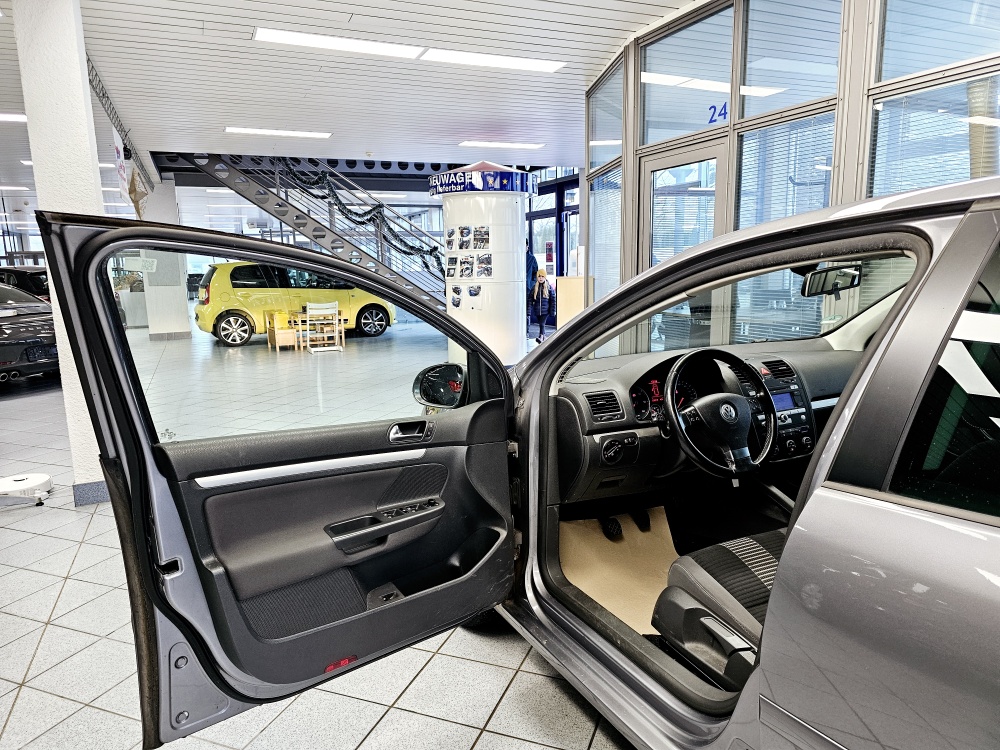 VW Golf  bei Hoffmann Automobile in Wolfsburg kaufen und sofort mitnehmen - Bild 15
