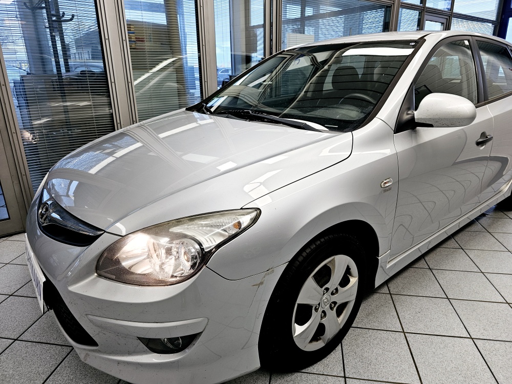 Hyundai i30  bei Hoffmann Automobile in Wolfsburg kaufen und sofort mitnehmen - Bild 15