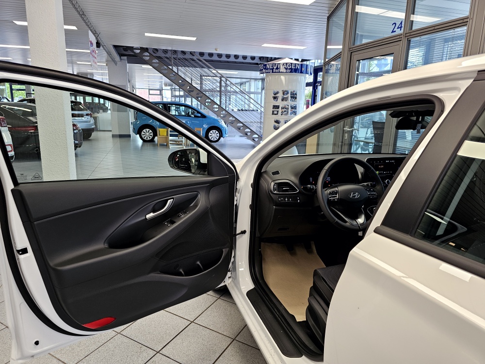 Hyundai i30 – Foto 17