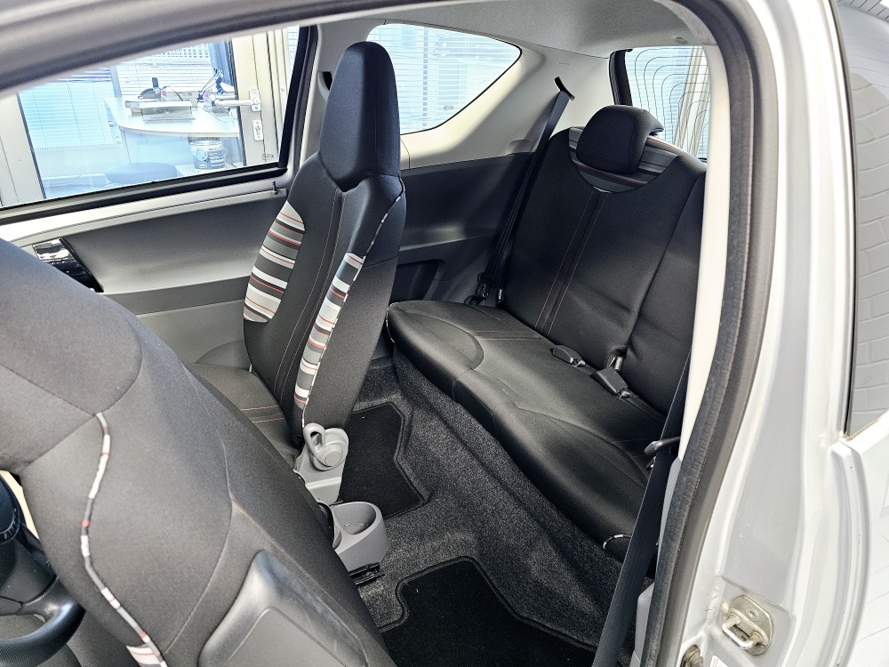 Citroen C1  bei Hoffmann Automobile in Wolfsburg kaufen und sofort mitnehmen - Bild 4