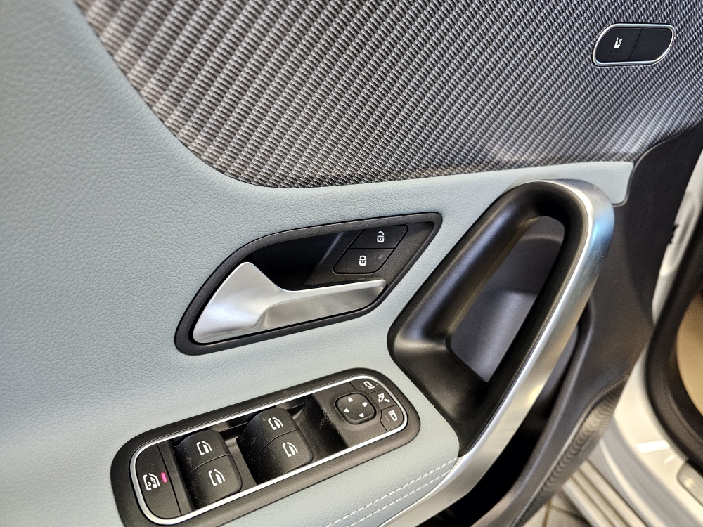 Mercedes-Benz A 200 – Foto 22