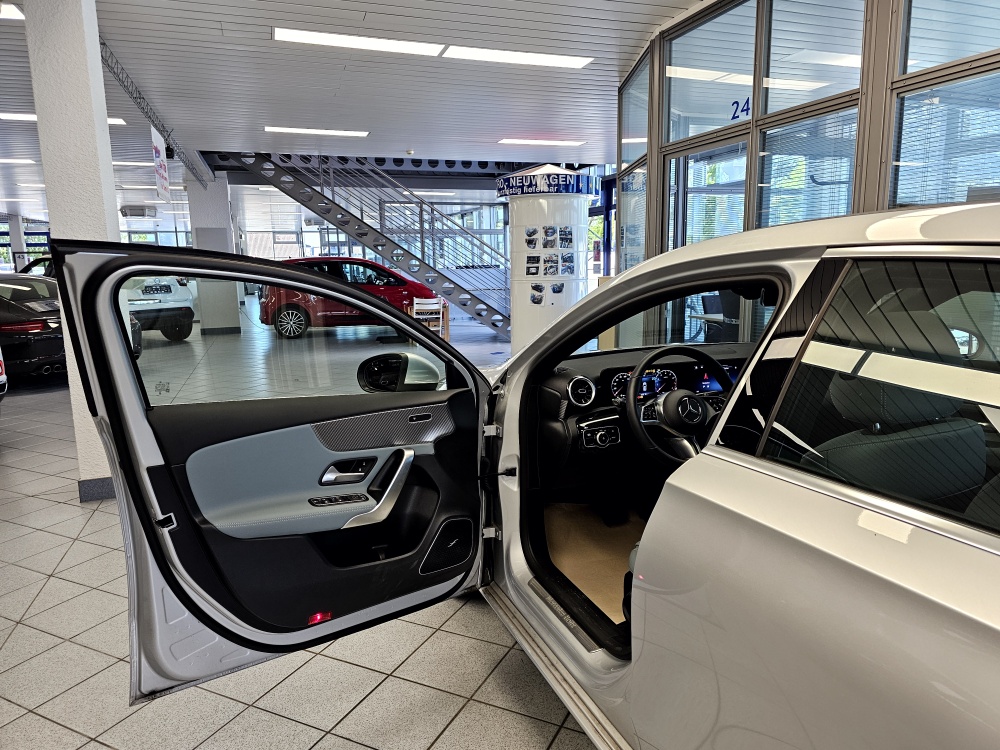 Mercedes-Benz A 200 – Foto 23