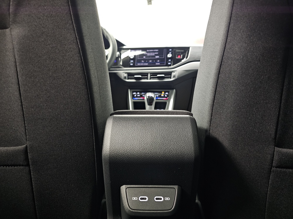 VW Taigo – Foto 6