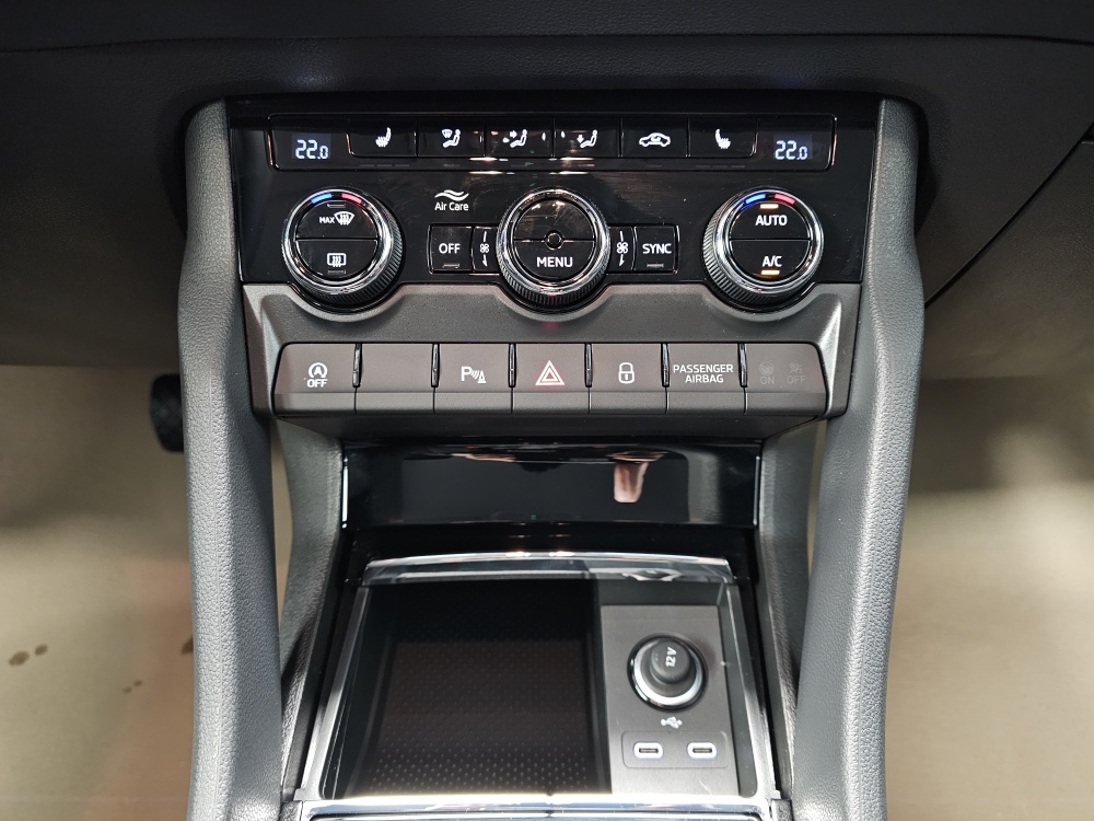 Skoda Karoq – Foto 10