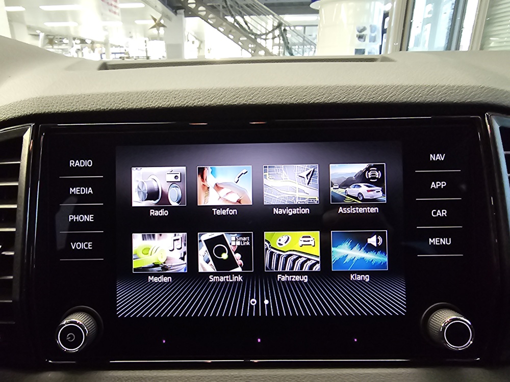 Skoda Karoq – Foto 11