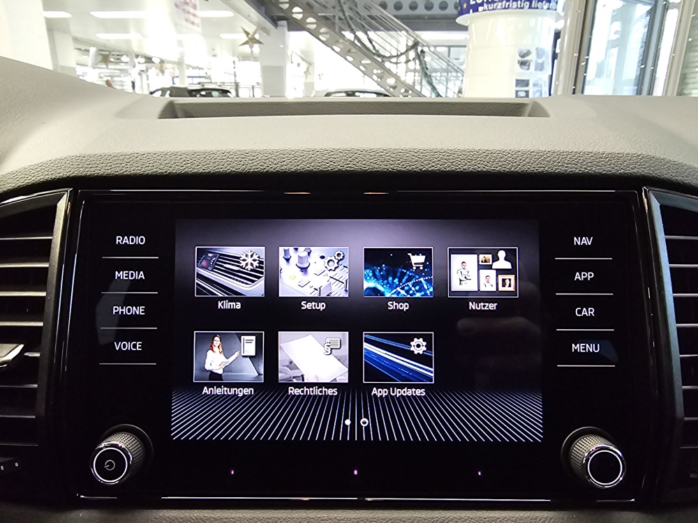 Skoda Karoq – Foto 12