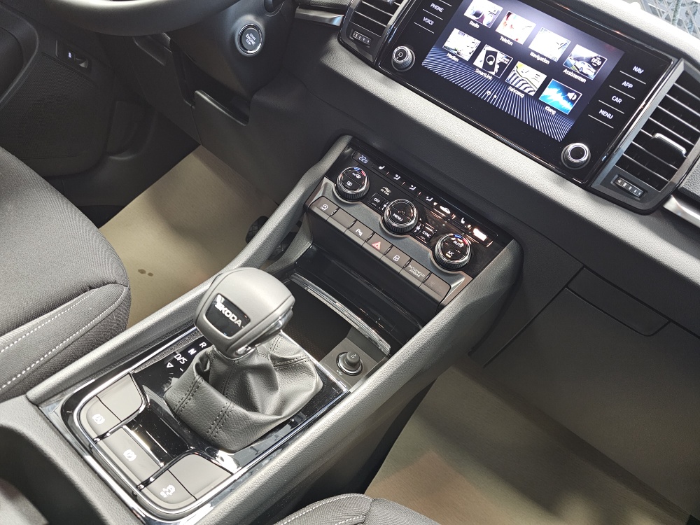 Skoda Karoq – Foto 9