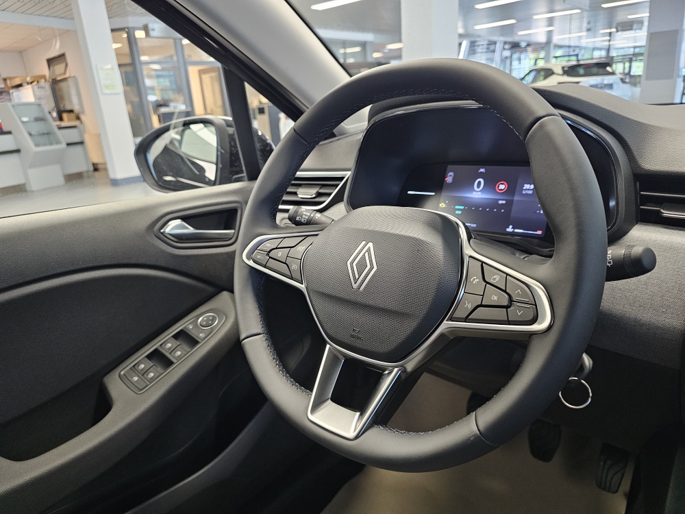 Renault Clio – Foto 10