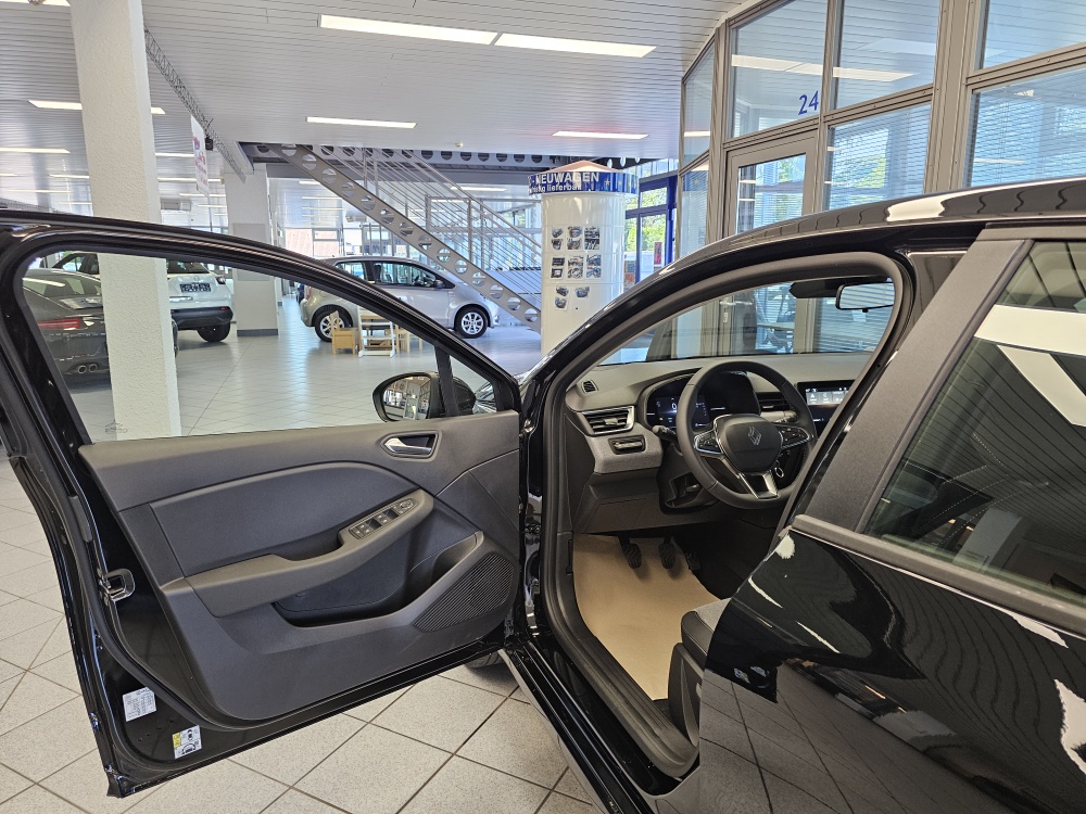 Renault Clio – Foto 16