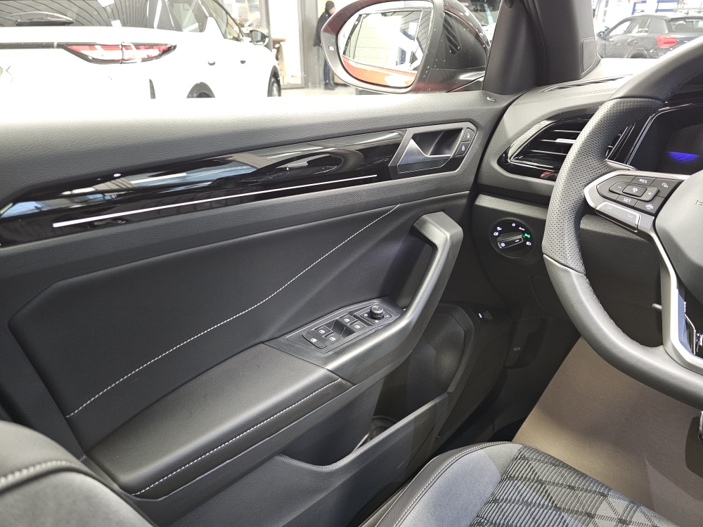 VW T-Roc – Foto 23