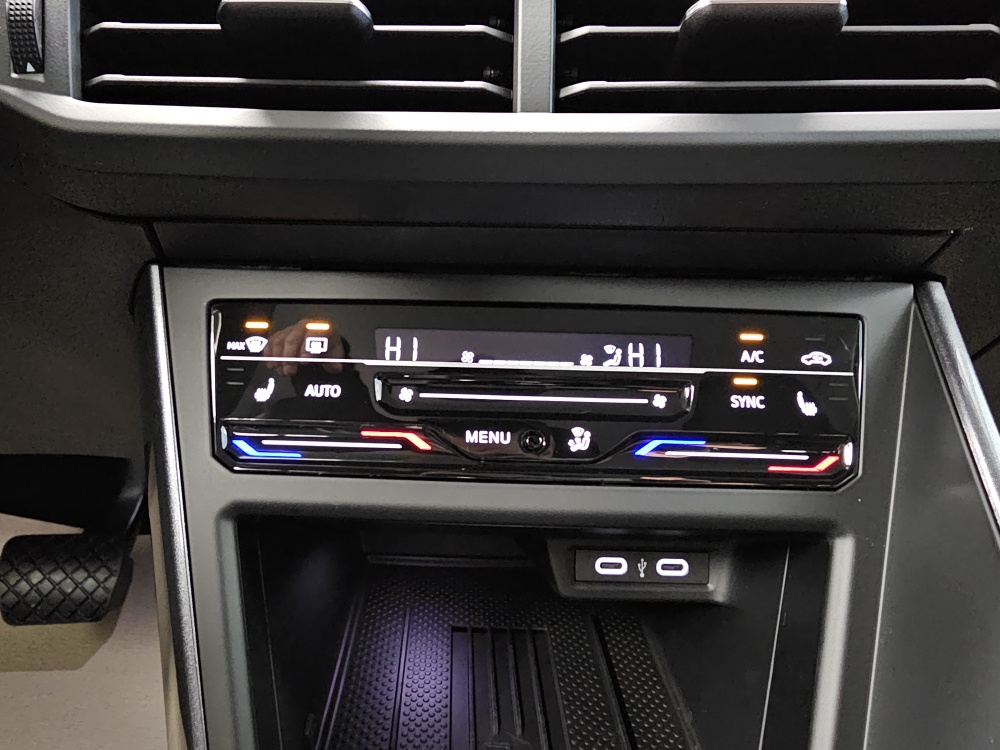 VW Taigo – Foto 9