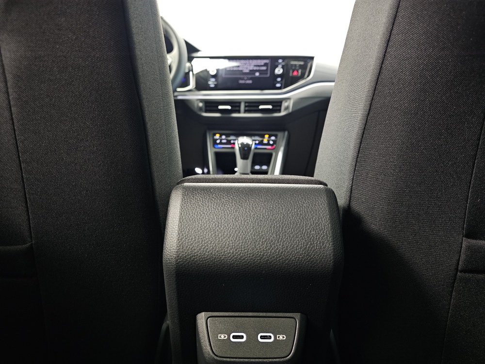 VW Taigo – Foto 6