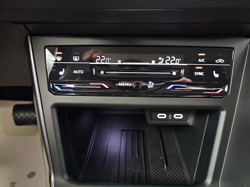 VW Taigo – Foto 9