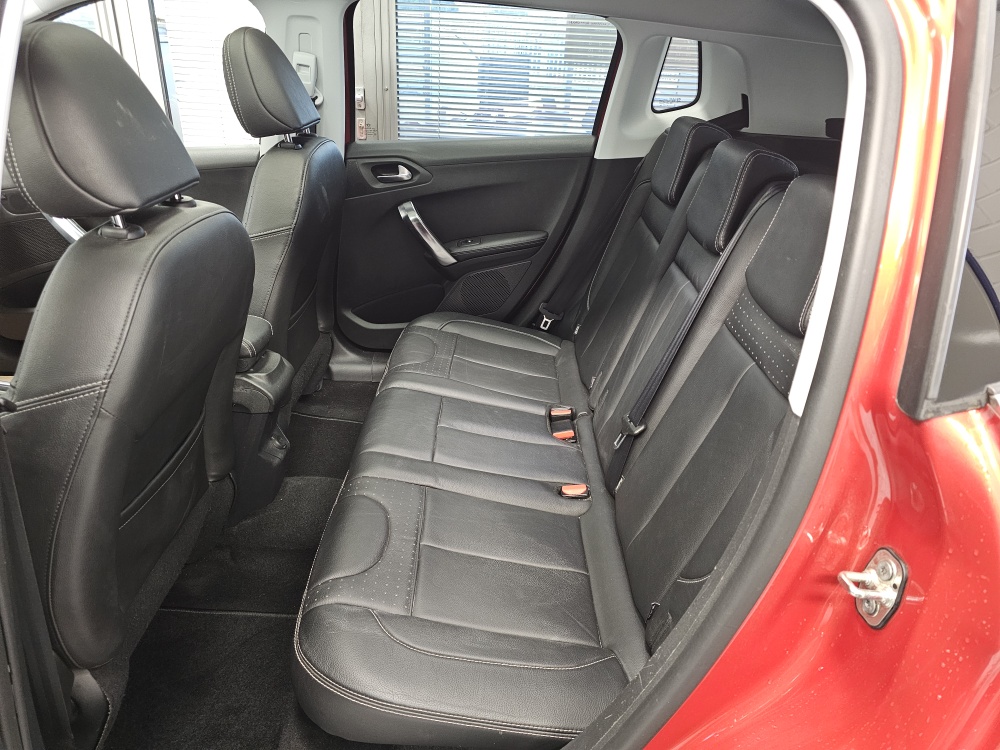 Peugeot 2008 – Foto 5