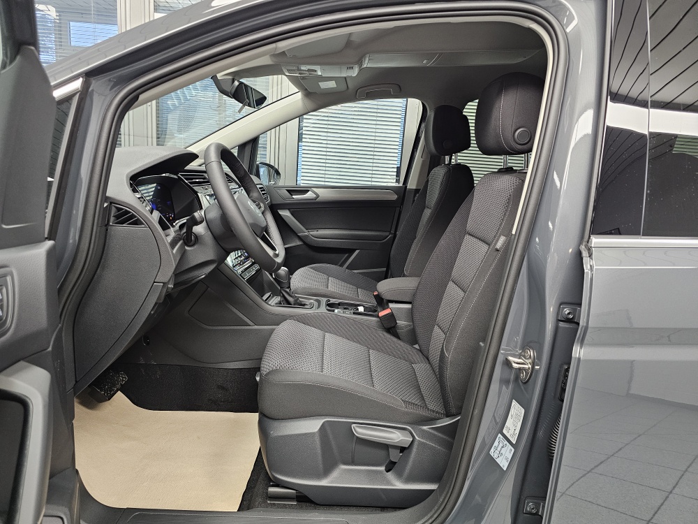 VW Touran – Foto 24