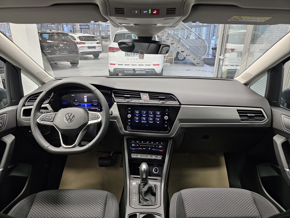 VW Touran – Foto 8