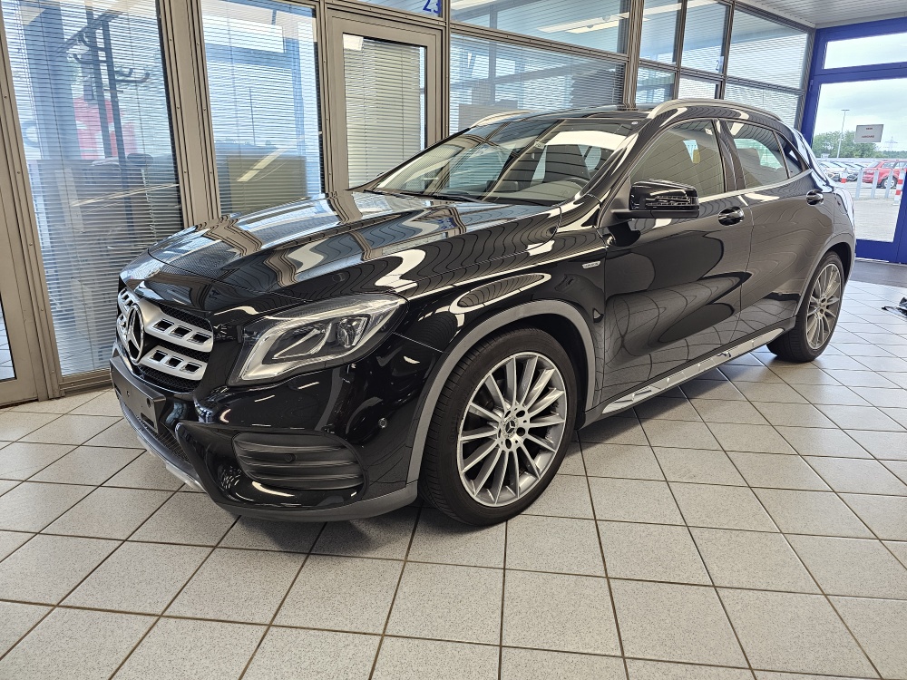 Mercedes-Benz GLA 200