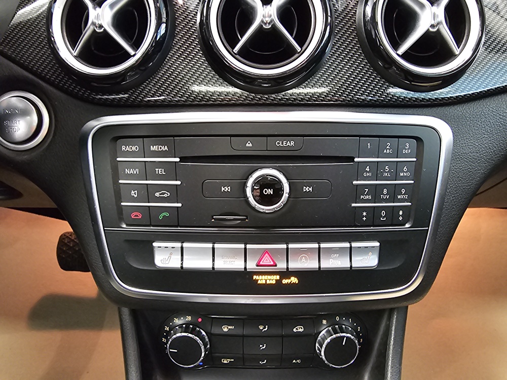 Mercedes-Benz GLA 200 – Foto 11