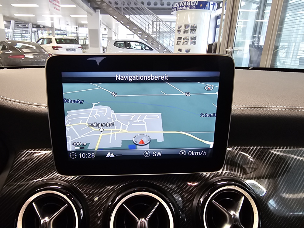 Mercedes-Benz GLA 200 – Foto 14