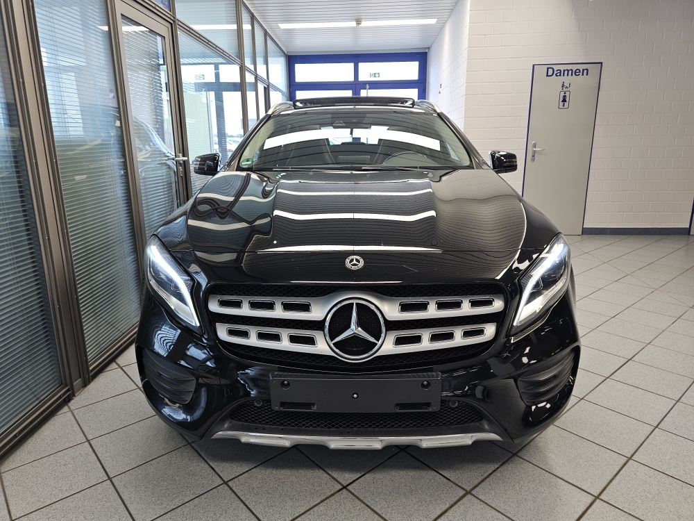 Mercedes-Benz GLA 200 – Foto 26