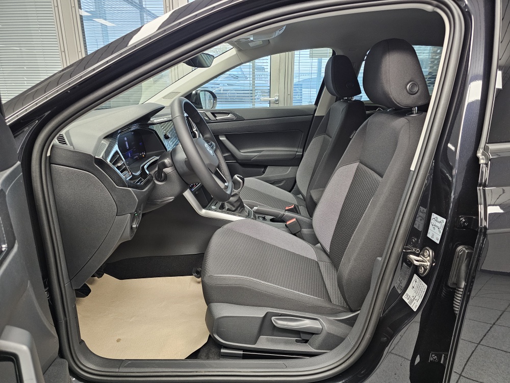 VW Taigo – Foto 23