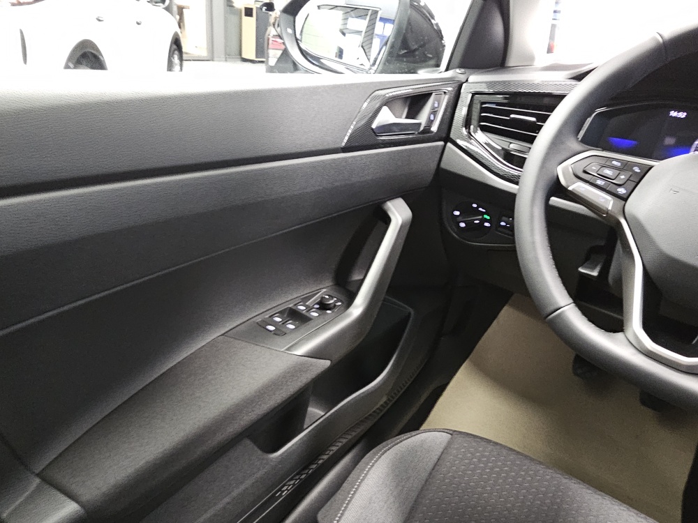 VW Taigo – Foto 19