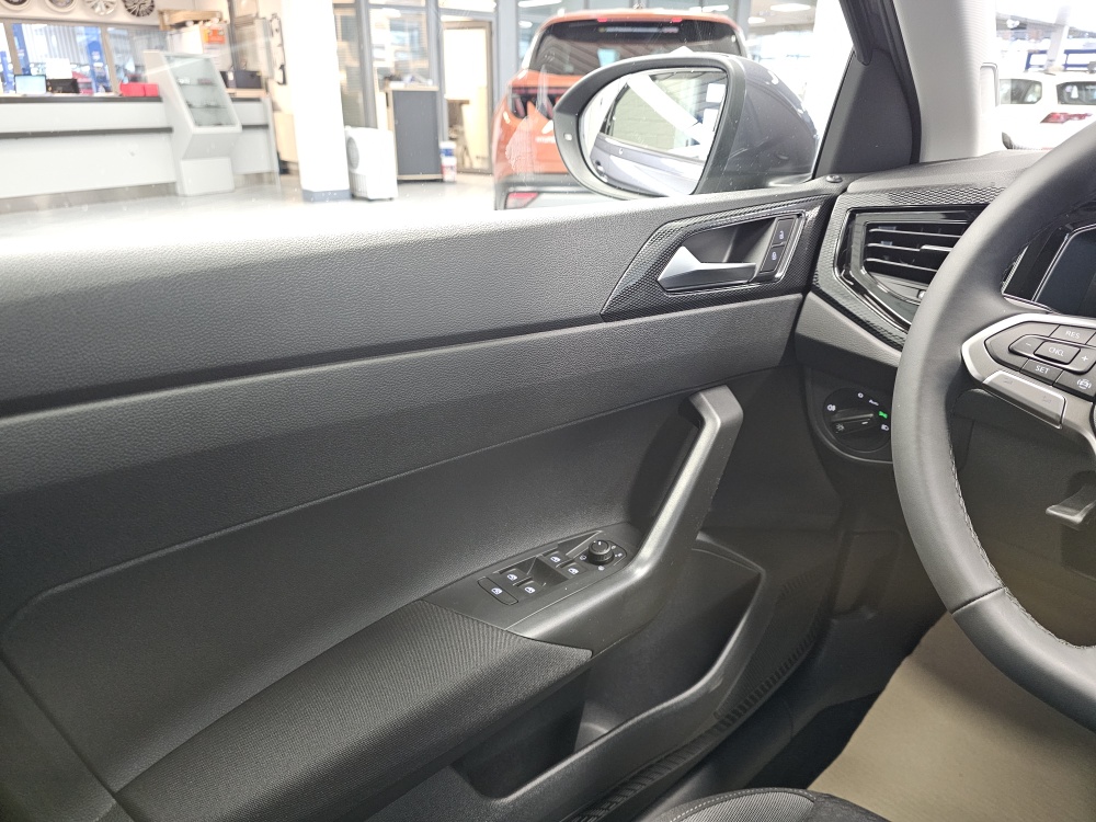 VW Taigo – Foto 19