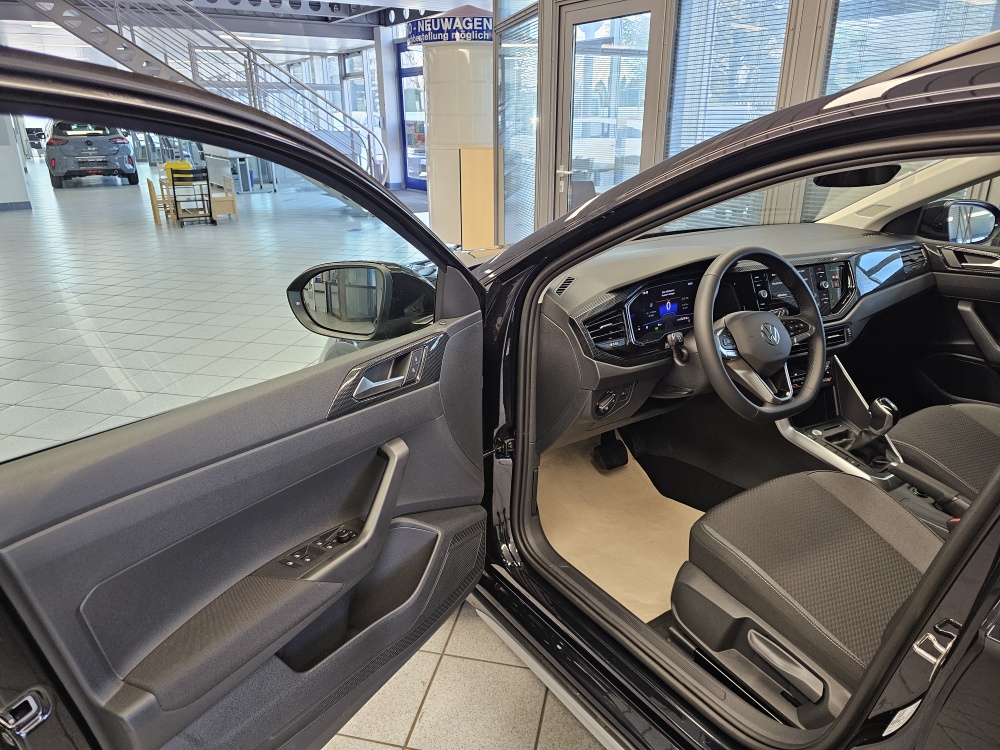 VW Taigo – Foto 23
