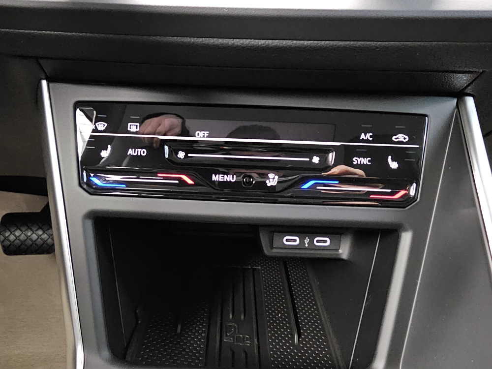 VW Taigo – Foto 9