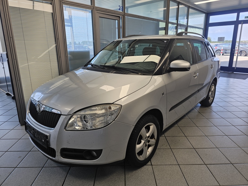 Skoda Fabia Combi – Foto 1