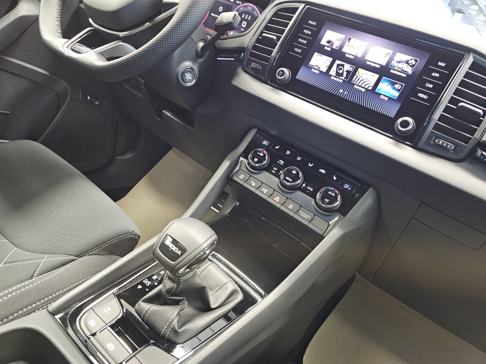 Skoda Karoq – Foto 10