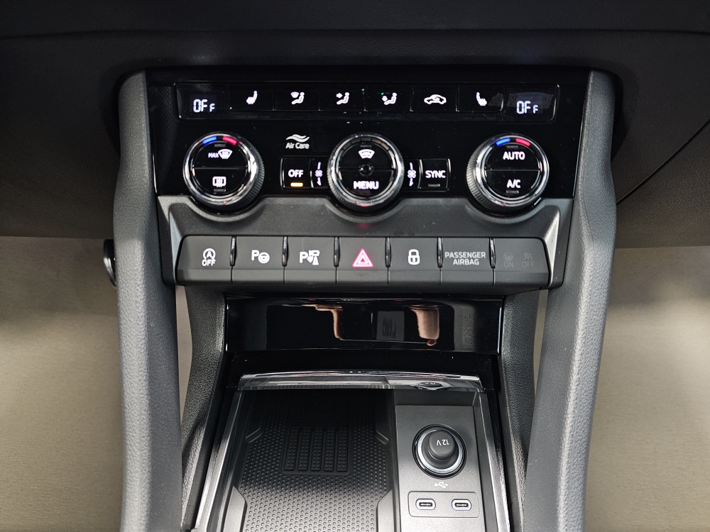 Skoda Karoq – Foto 11