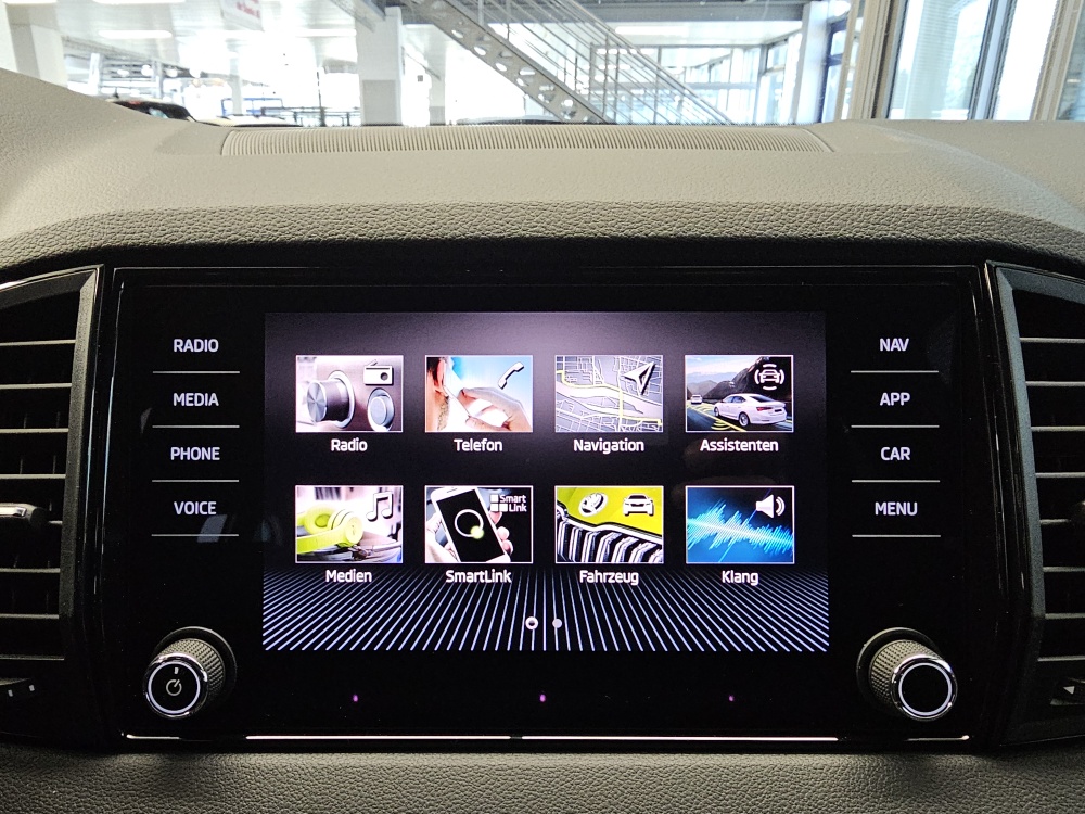 Skoda Karoq – Foto 12