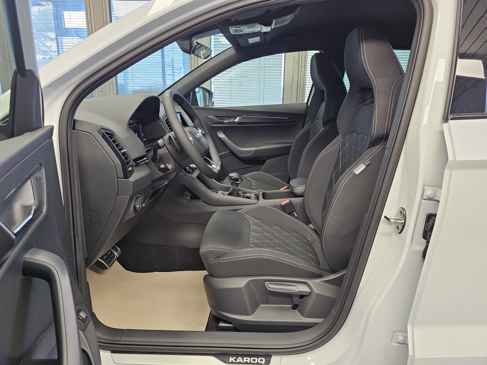 Skoda Karoq – Foto 30