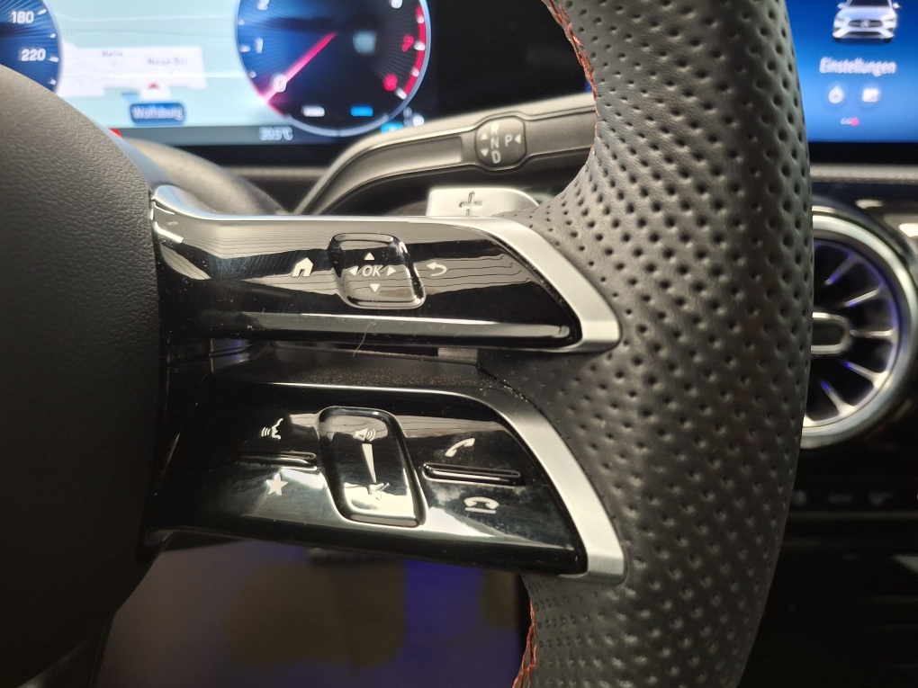 Mercedes-Benz CLA 180 – Foto 17
