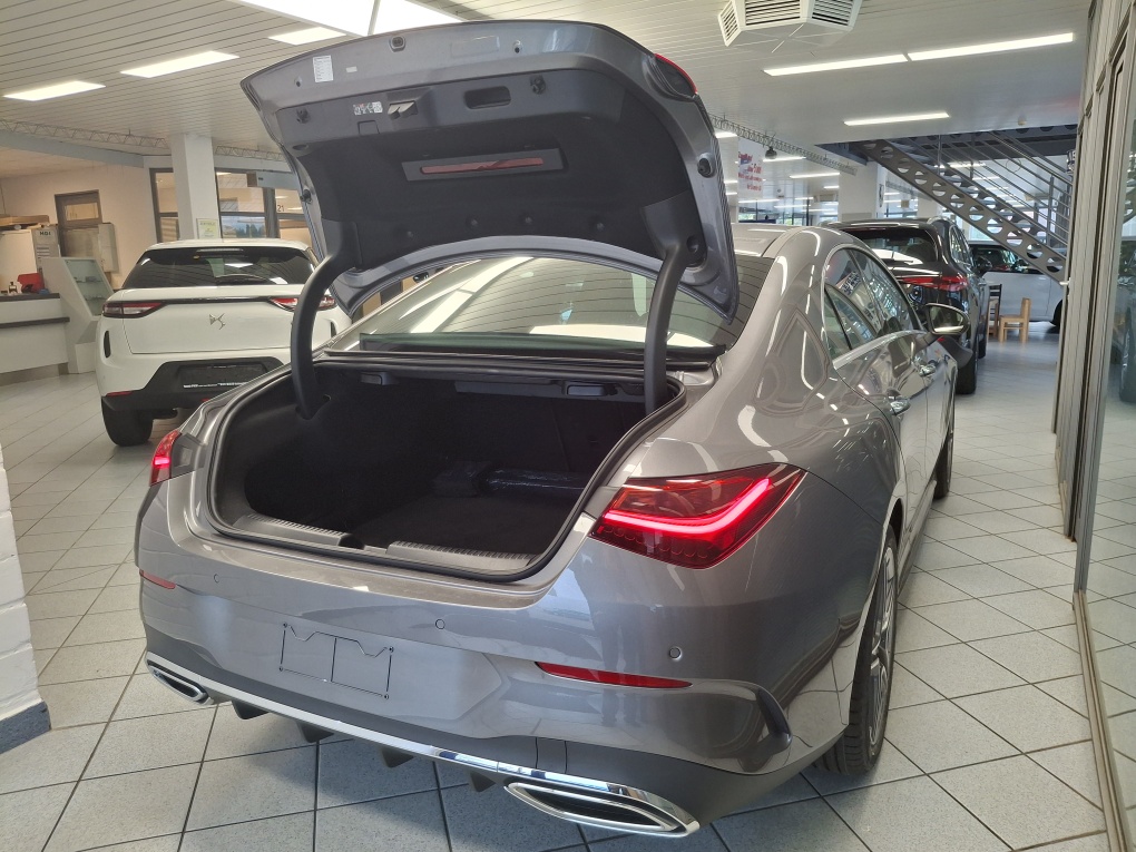Mercedes-Benz CLA 180 – Foto 2
