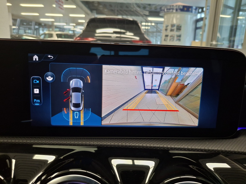 Mercedes-Benz CLA 180 – Foto 21