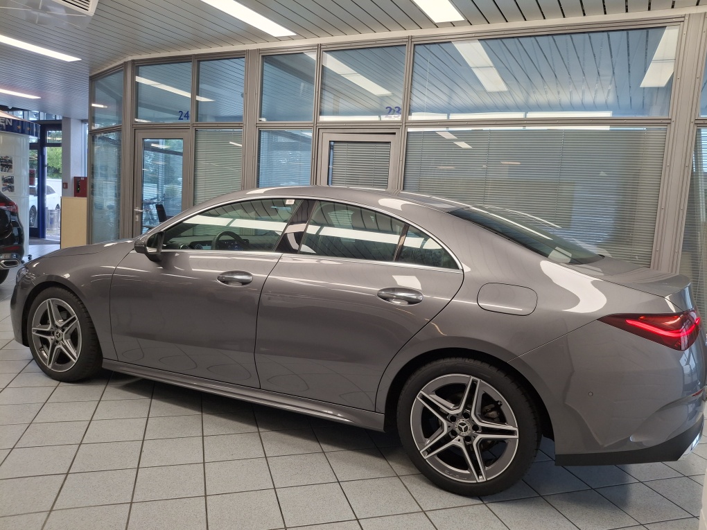 Mercedes-Benz CLA 180 – Foto 25
