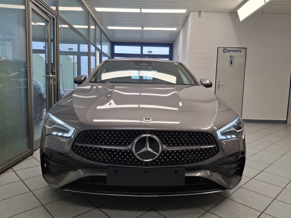 Mercedes-Benz CLA 180 – Foto 27