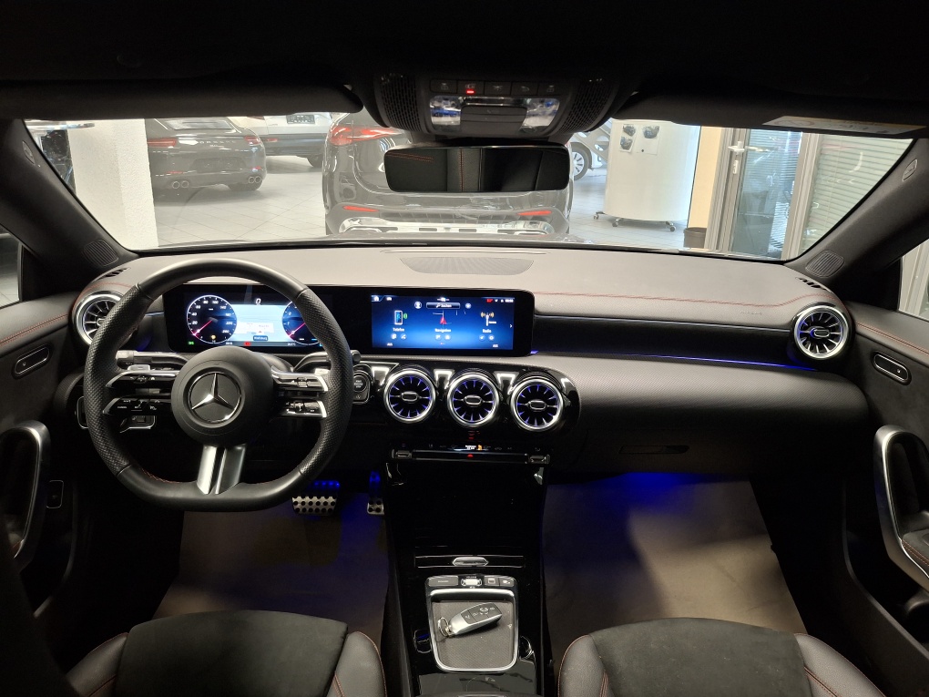 Mercedes-Benz CLA 180 – Foto 5