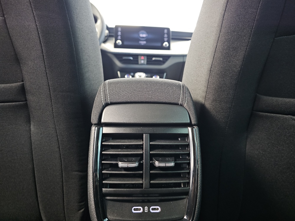 Skoda Kamiq – Foto 7