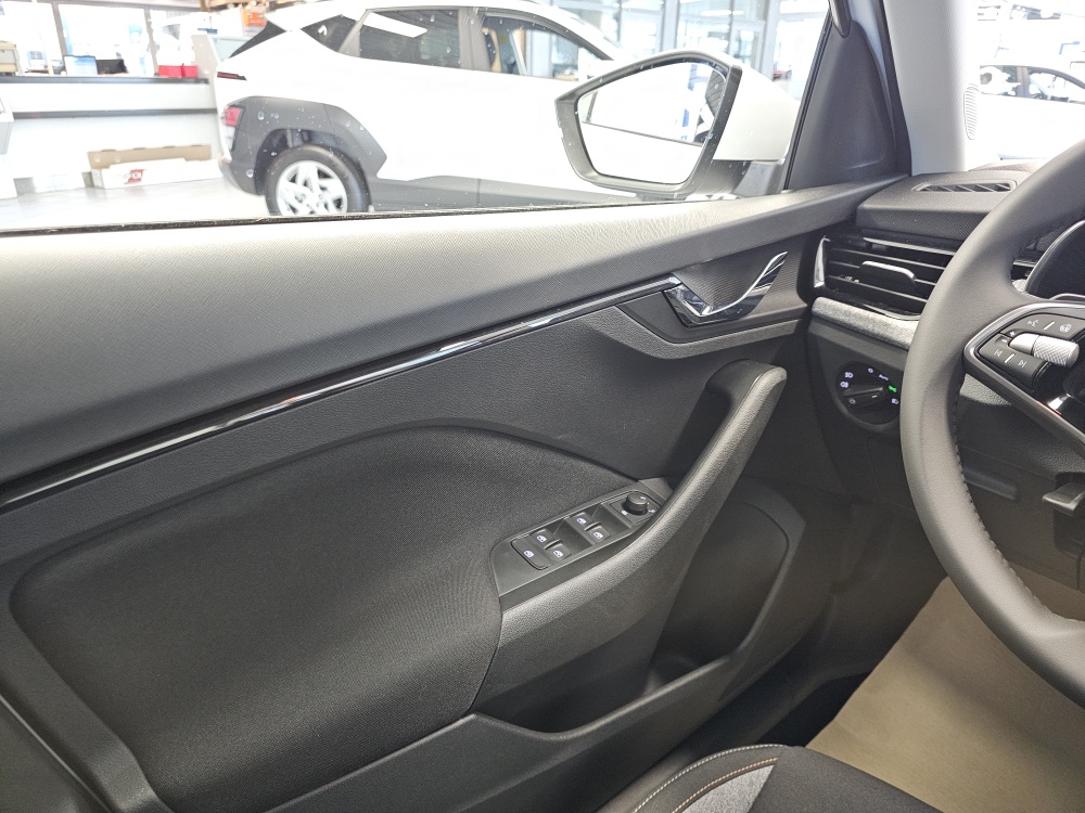 Skoda Kamiq – Foto 18