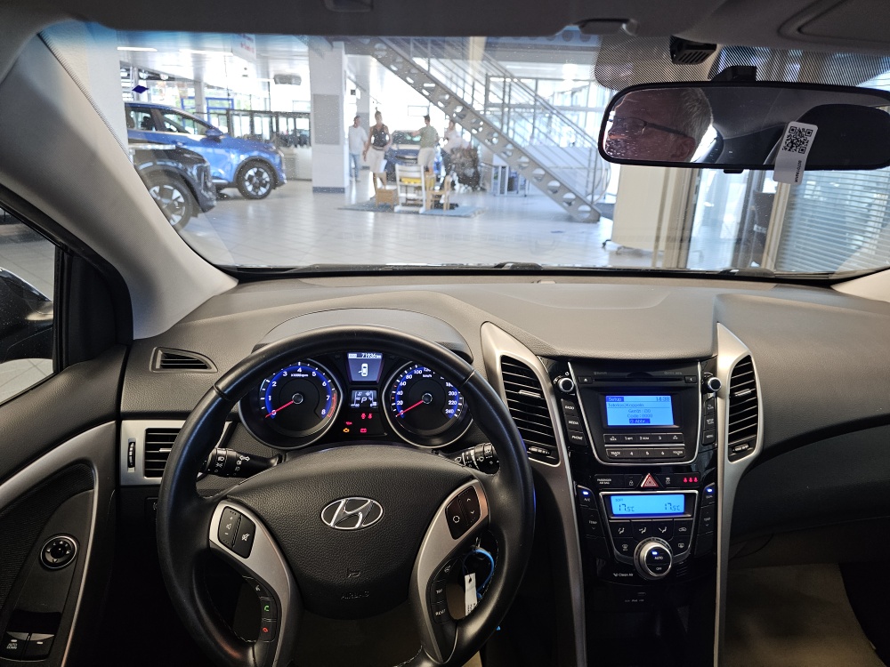 Hyundai i30 – Foto 17