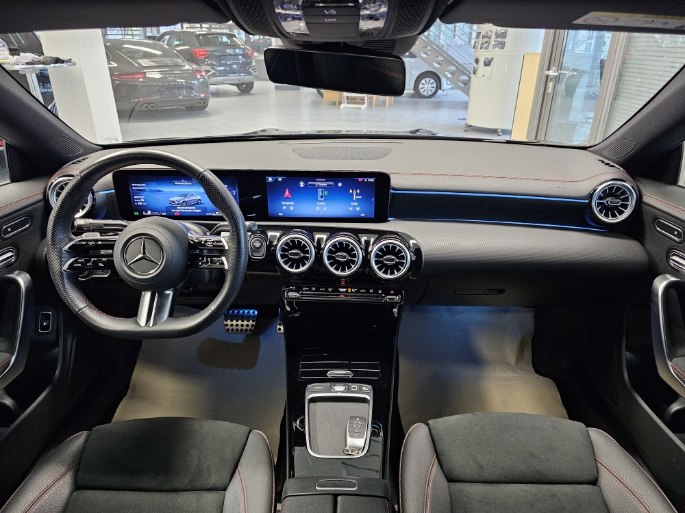 Mercedes-Benz CLA 250e – Foto 11