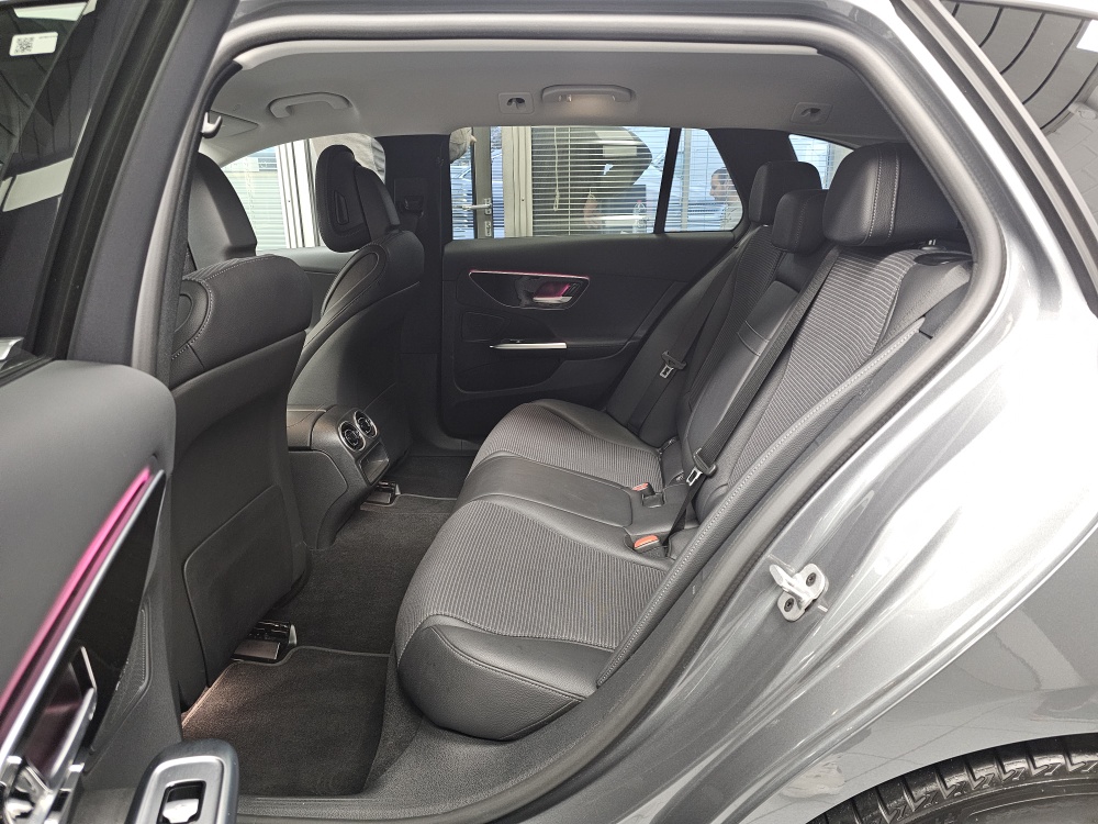 Mercedes-Benz C 220 T – Foto 6