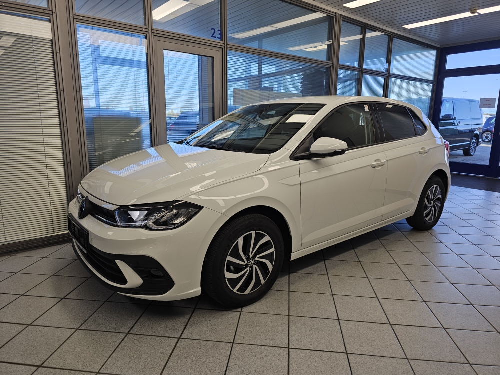 VW Polo Life