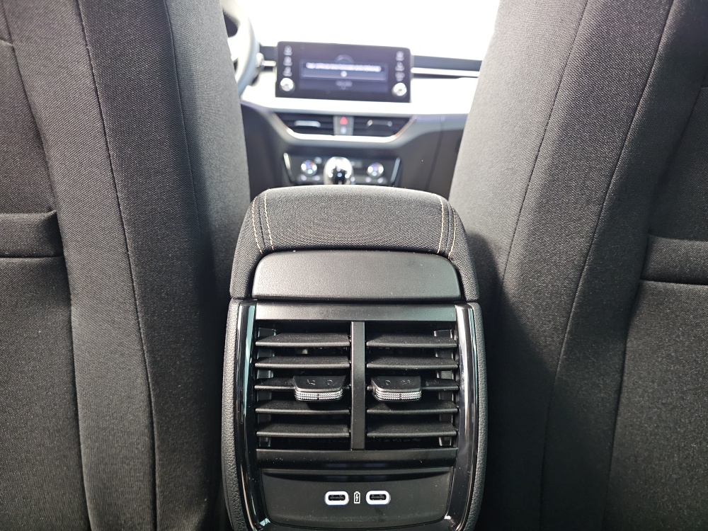 Skoda Kamiq – Foto 8