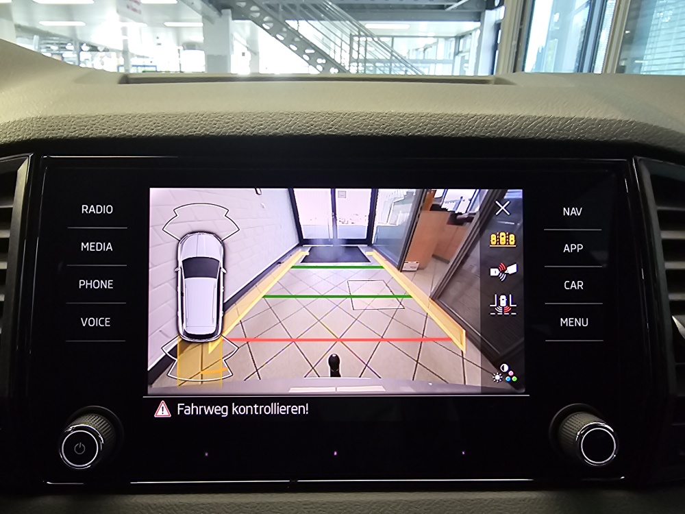 Skoda Karoq – Foto 17